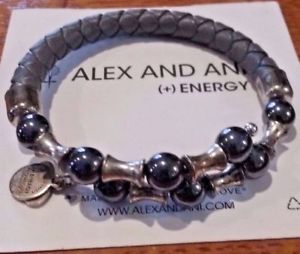 【送料無料】ブレスレット　アクセサリ―　アレックスラップラップグレーブレスレットalex and ani wrap rooted mystery wrap crag grey bracelet 11
