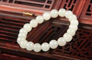 【送料無料】ブレスレット　アクセサリ―　ファッションホワイトビーズゴムブレスレットブレスレットchina fashion handknitted natural color white beads elastic bracelets bracelets