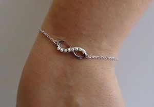 【送料無料】ブレスレット　アクセサリ&mdash;　センターチェーンブレスレットスターリングシルバーinfinity sign center chain bracelet w white pearls 925 sterling silver 7｜hokushin