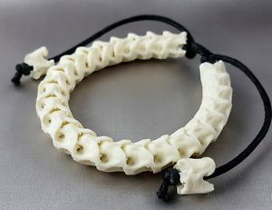 【送料無料】ブレスレット　アクセサリ―　スケルトンバイカーロープブレスレットsnake bone skeleton protection power biker adjustable cotton rope bracelet l