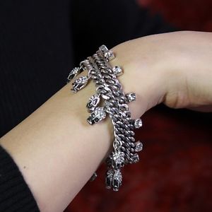【送料無料】ブレスレット　アクセサリ―　ブレスレットスカルクリスタルメタルパンクbracelet skull crystal chams metal punk silver original evening ct1