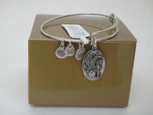 【送料無料】ブレスレット　アクセサリ―　アレックススフィンクスブレスレットラファエリアンシルバークリスタルalex and ani sphinx charm bracelet, rafaelian silver crystal detail charm