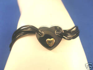 【送料無料】ブレスレット　アクセサリ―　ステンレススチールｋｔハートマルチストランドゴムブレスレットstainless steel14kt heart multi strand rubber bracelet