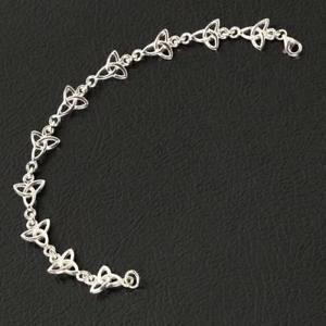【送料無料】ブレスレット　アクセサリ―　スターリングシルバージュエリーブレスレットトライアングルケルトbeautiful 925 sterling silver jewelry bracelet triangle celtic design