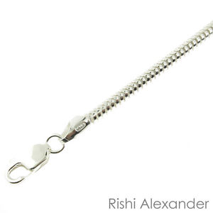 【送料無料】ブレスレット　アクセサリ―　スターリングシルバースネークチェーンブレスレットイタリア925 sterling silver hollow snake chain bracelet 925 italy