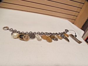 【送料無料】ブレスレット　アクセサリ―　chicos charm bracelet wmagnetic closure nwtchicos charm bracelet wmagnetic closurenwt