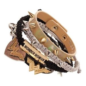 【送料無料】ブレスレット　アクセサリ―　コミックワンダーウーマンアームパーティブレスレットicially licensed dc comics wonder woman arm party bracelet
