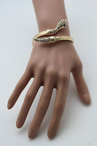 【送料無料】ブレスレット　アクセサリ―　カフブレスレットメタルファッションスネークビード women gold narrow cuff bracelet metal fashion jewelry wrap around snake bead