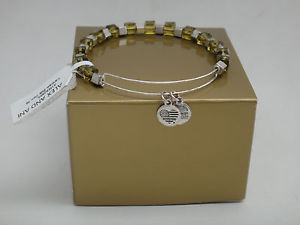 【送料無料】ブレスレット　アクセサリ―　アレックスアニtrailblazer ew8シダビーズワイヤーブレスレットnwtalex and ani leather trailblazer ew8, fern beaded wire bracelet, nwt