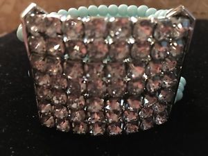 【送料無料】ブレスレット　アクセサリ―　スーザンブレスレットrhinestoneselasticmultiplunder jewelry susan bracelet multistrand light blue beadsrhinestoneselastic
