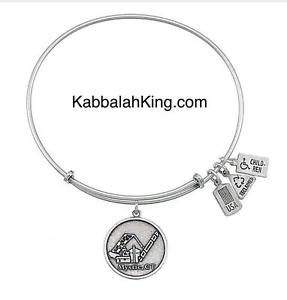 【送料無料】ブレスレット　アクセサリ―　シルバーストレッチブレスレットアメリカwind amp; fire mystical drawbridge silver charm stretch bracelet made usa