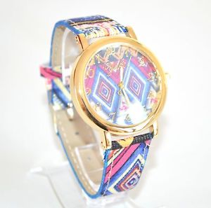 【送料無料】ブレスレット　アクセサリ―　ゴールドフクシアwatch donna gold golden colored blue fuchsia steel girl gift e15