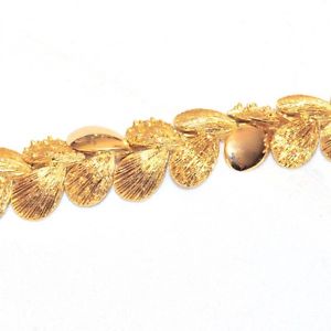 【送料無料】ブレスレット　アクセサリ―　ビンテージブレスレットゴールドvintage bracelet gold color with apertures original very worked 19cm jewel