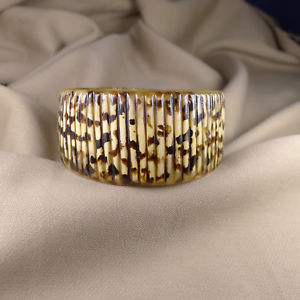 【送料無料】ブレスレット　アクセサリ―　ビンテージカフブレスレットvintage cuff bracelet bovine horn