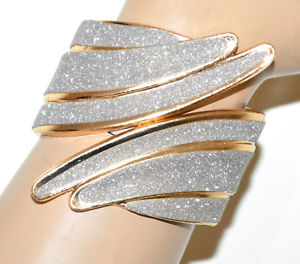 【送料無料】ブレスレット　アクセサリ―　メタルブレスレットゴールドゴールデンシルバースレーブrigid bracelet gold golden woman glitter silver sparkly slave bb29