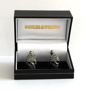 【送料無料】ブレスレット　アクセサリ―　バトラーウィルソンピュータークリスタルスカルカフスボタンbutler and wilson small pewter crystal skull cufflinks