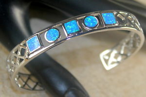 【送料無料】ブレスレット　アクセサリ&mdash;　listingsilverファイアーオパールmultiブレスレットカフス listingsilver elegant blue fire opal multi stones bracelet cuff｜hokushin