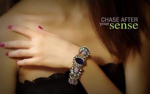【送料無料】ブレスレット　アクセサリ―　ブレスレットアールデコピンクミントリバイバルbracelet golden large art deco floral multicolored pink green mint blue retro