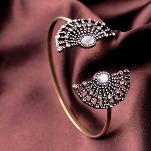 【送料無料】ブレスレット　アクセサリ―　ブレスレットアールデコファンオリジナルct3bracelet golden open art deco crystal fan ethnic adjustable original ct3