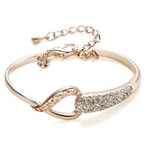 【送料無料】ブレスレット　アクセサリ―　バックルゴールドブレスレット