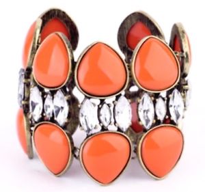 【送料無料】ブレスレット　アクセサリ―　アクリルchunky orange teardropラインストーンカフスstatmentブレスレットchunky orange teardrop acrylic crystal rhinestone gold cuff statment bra