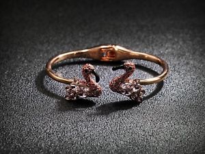 【送料無料】ブレスレット　アクセサリ―　ブレスレットゴールデンオープンフラミンゴピンクエンドレトロbracelet golden tough open flamingos pink bird marriage end retro ct6