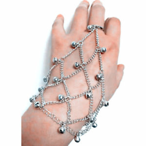 【送料無料】ブレスレット　アクセサリ&mdash;　ユニークベルマルチチェーンタッセルスレーブリングブレスレットハーネスunique women bell multi chain tassel slave finger ring bracelet hand harness｜hokushin