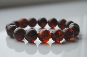 【送料無料】ブレスレット アクセサリ― ラウンドバルトビーズブレスレットグラムround baltic amber beads bracelet 19 gr