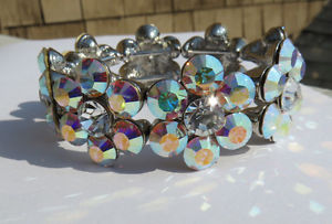 【送料無料】ブレスレット　アクセサリ―　kirks folly gala garden crystal stretch bracelet nwotavgkirks folly gala garden crystal stretch bracelet nwot avg 22,350円