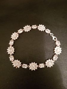 【送料無料】ブレスレット　アクセサリ―　シルバーブレスレットsilver crystal bracelet