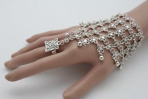 ブレスレット　アクセサリ―　チェーンファッションブレスレットスレーブリングwomen silver metal hand chain fashion bracelet slave ring flower