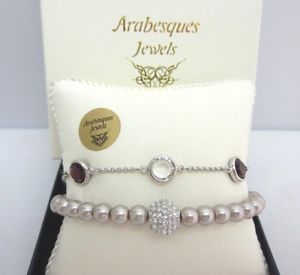【送料無料】ブレスレット　アクセサリ―　アラベスクピンクアーモンドパールストランドリミックスブレスレット2 arabesques genuine crystal timeless pink amp; almond pearl strandremix bracelets