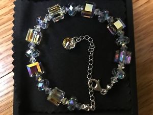 【送料無料】ブレスレット　アクセサリ―　ロマンスブレスレットシリーズスワロフスキークリスタルlady colour a little romance crystal bracelet series, with swarovski crystals