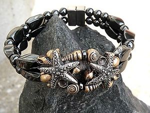 【送料無料】ブレスレット　アクセサリ―　ブレスレットダブルシルバースターフィッシュシェルwomens magnetic bracelet 2 row w double silver starfish w shells therapeutic