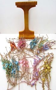 【送料無料】ブレスレット　アクセサリ―　ジョブロットブレスレットマルチカラーガラスビーズスタンドjob lot bracelets x 119 multicoloured glass beads fimo flowers plaited amp; stand