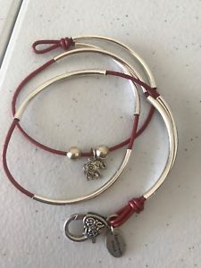 【送料無料】ブレスレット　アクセサリ―　ジェームスシルバーエレファントブレスレットラップlizzy james silver elephant wrap bracelet small