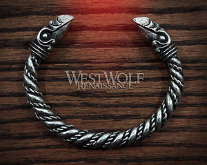 【送料無料】ブレスレット　アクセサリ―　シルバーバイキングヘッドブレスレットピュータージュエリーsilver viking odins raven head bracelet norsemedievalpewterjewelrytorc 16,316円
