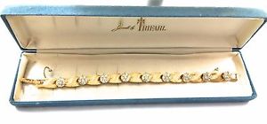 【送料無料】ブレスレット　アクセサリ―　ビンテージゴールドトーンブレスレットvintage trifari gold tone bracelet with rhinestones 7