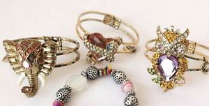 【貨物輸送無料】腕輪 付属品― ジョンソンブレスレットセットスネークフクロウbetsey johnson 3 bracelet set  snake owl elephant