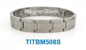 【貨物輸送無料】腕輪 付属品― クールメンズチタニウムブレスレットガウスシルバーcool  high power mens magnetic titanium bracelet 5000 gauss magnets silver