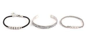 【貨物輸送無料】腕輪 付属品― 腕輪しろがね色仕掛けるguess bracelet set silver