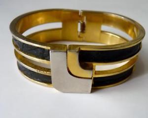 【貨物輸送無料】腕輪 付属品― ロエベヘビゴールドシルバーロゴビンテージブレスレットloewe snake skin gold silver logo vintage bracelet
