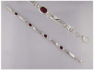 【貨物輸送無料】腕輪 付属品― ガーネットテニスブレスレットgarnet tennis bracelet