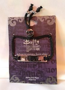 【送料無料】ブレスレット　アクセサリ―　ブレスレットコードbuffy the vampire slayer 20th anniversary bracelet bnwt i slay adjustable cord