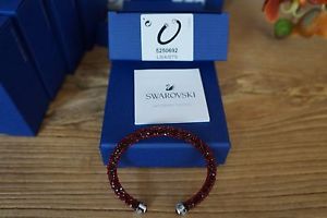 【貨物輸送無料】腕輪 佩び物― スワロフスキーカフミディアムswarovski 5250692 crystaldust cuff, red, medium  100 authentic