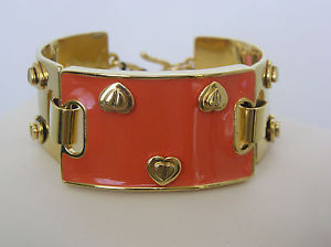 【送料無料】ブレスレット　アクセサリ―　ジョンソンゴールドトーンオレンジエナメルヒンジカフブレスレットbetsey johnson gold tone orange enamel hinged cuff bracelet