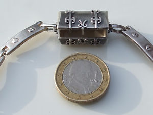 【送料無料】ブレスレット　アクセサリ―　ボックスシルバーブレスレットbeautiful 925 silver bracelet with small box has secret 19,5cm length