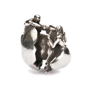 【送料無料】ブレスレット　アクセサリ―　オリジナルビーズシルバーボンドtrollbeads original beads silver love bond tagbe 40036