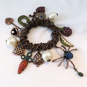 【送料無料】ブレスレット　アクセサリ―　ジョンソンブレスレットナスクモbetsey johnson retired bracelet pea podcarroteggplantspideretc retiredrare