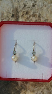【送料無料】ブレスレット　アクセサリ―　イアリングホワイトゴールド750155g 18 klovely earrings studs white gold 18 k750 pearl1,55g